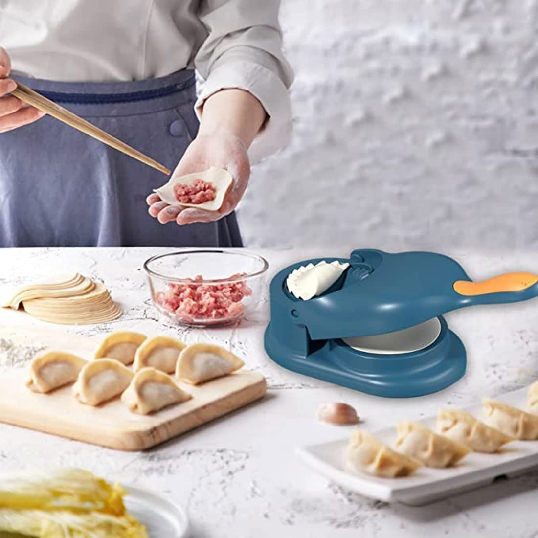 2-in-1 Dumpling Maker Press Mold – Quick & Easy Kitchen Tool