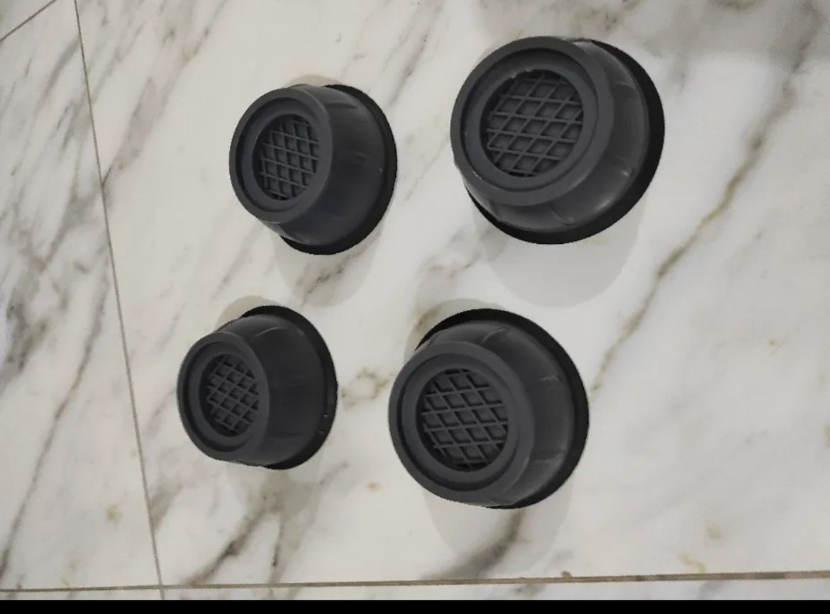 4Pcs Universal Anti-Vibration Feet Pads – Non-Slip Rubber Mats for Washing Machine & Furniture